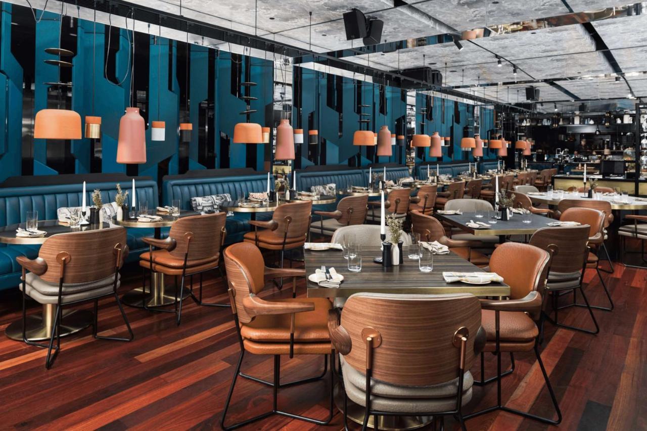 Qt Perth Hotell Exteriör bild Interior of the restaurant